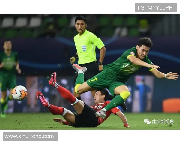 戈竞技与戈亚斯激战正酣比分悬念引人关注的精彩对决