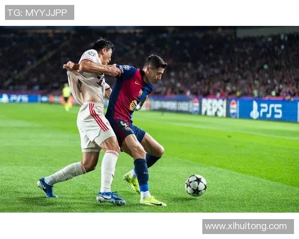 曼联与巴黎在欧冠对决中比分揭晓精彩瞬间回顾