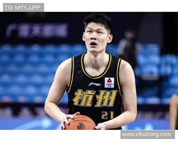 胡金秋的篮球之路：从青涩少年到CBA明星的成长历程与奋斗故事