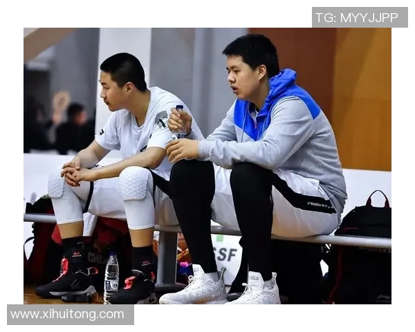 陈林坚的篮球之路:从默默无闻到CBA明星的奋斗历程与成长故事 陈林坚的篮球之路:从默默无闻到CBA明星的奋斗历程与成长故事