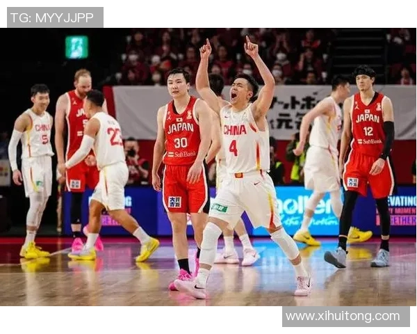 北京男篮与上海男篮激战正酣谁将赢得这场篮球巅峰对决 北京男篮与上海男篮激战正酣谁将赢得这场篮球巅峰对决